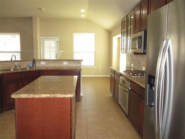 Building Photo - 13203 Barons Cove Ln