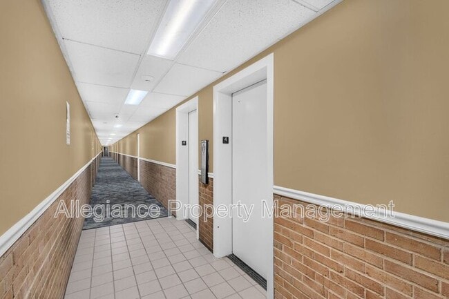 Building Photo - 5111 8th Rd S