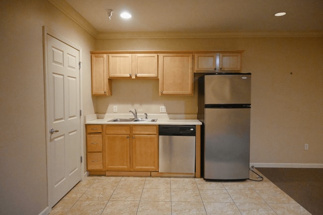 Floorplan - Square 131 - 4880 - 12 Plex