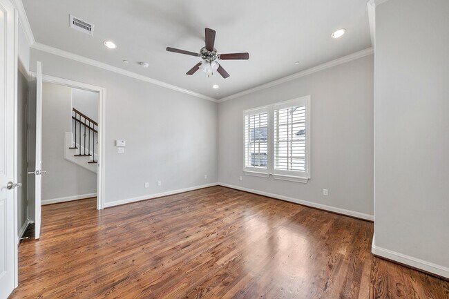 Building Photo - 2719 Cohn St