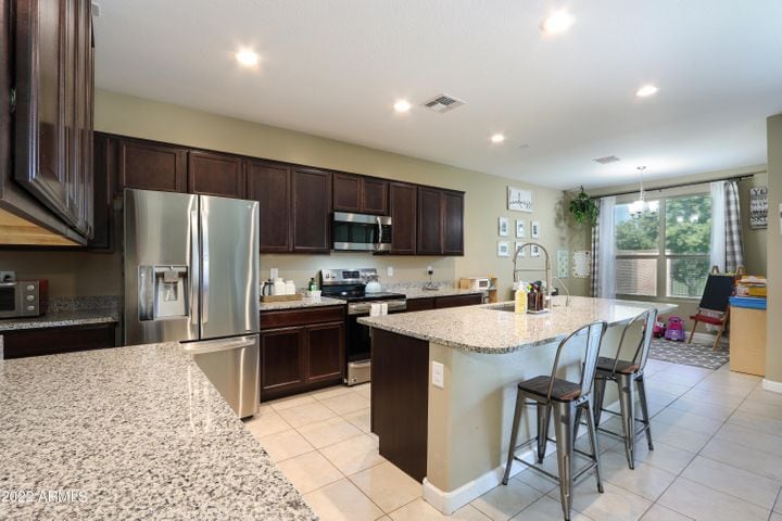 Large, bright kitchen - 18451 N Crestview Ln