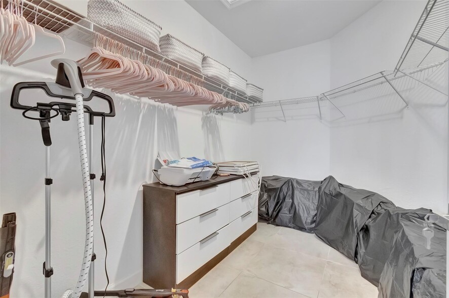 Building Photo - 1703 Coastal Bay Blvd