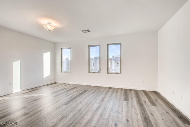 Building Photo - 8098 Misty Canyon Ave