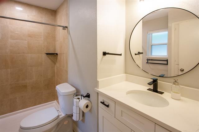 Building Photo - 1256 Golden Trophy Dr