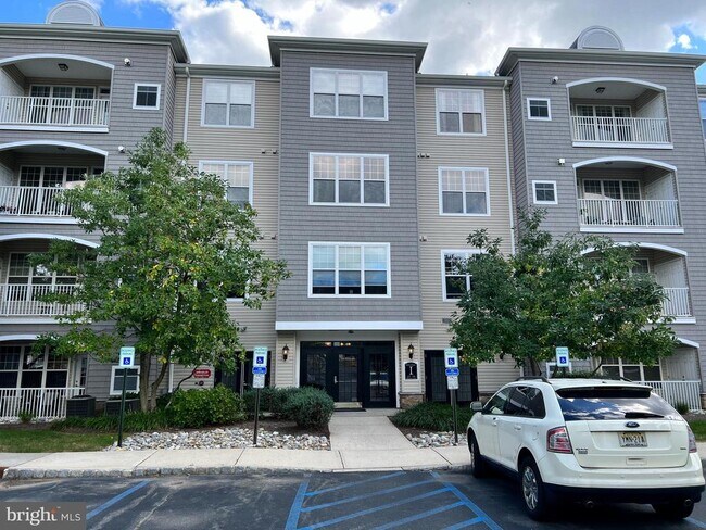 Building Photo - 126 Masterson Ct