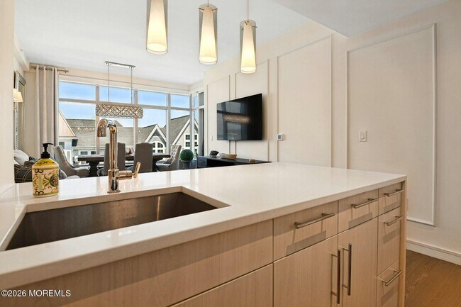 Building Photo - 20 Melrose Terrace