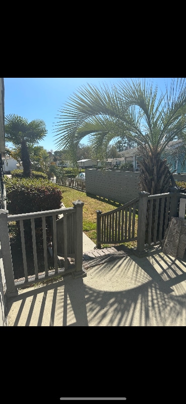 Building Photo - 881 Whaler Pl