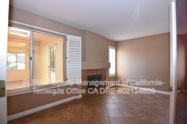 Building Photo - 39265 Corte Pluma