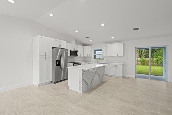 Building Photo - 5911 Seagrape Dr