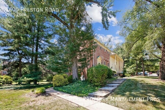 Building Photo - 1600 Preston Rd