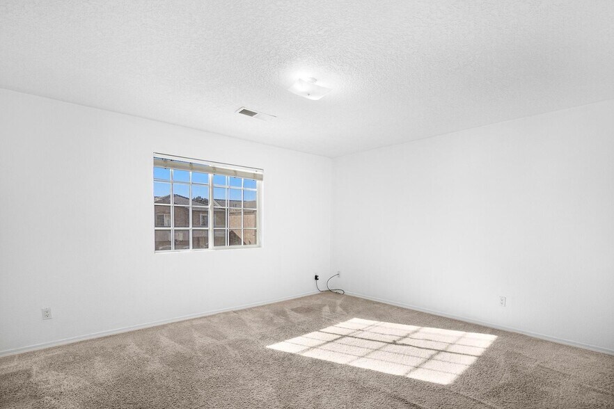 Building Photo - 7019 Kayser Mill Rd NW