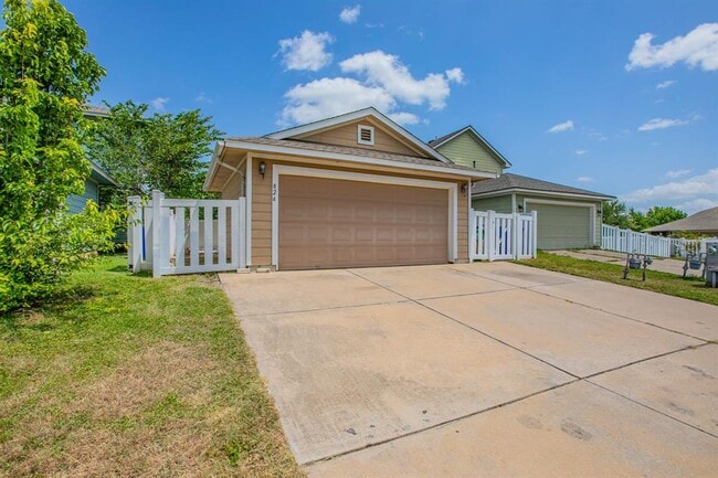 Building Photo - 824 Palo Duro Dr