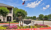 Building Photo - Bentley Place Apartments