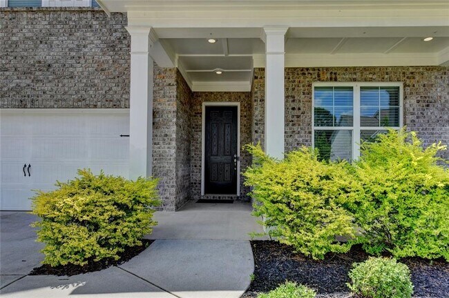 Building Photo - 3695 Andover St