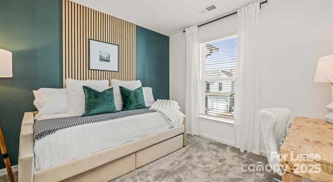 Building Photo - 10207 Guardian Dr