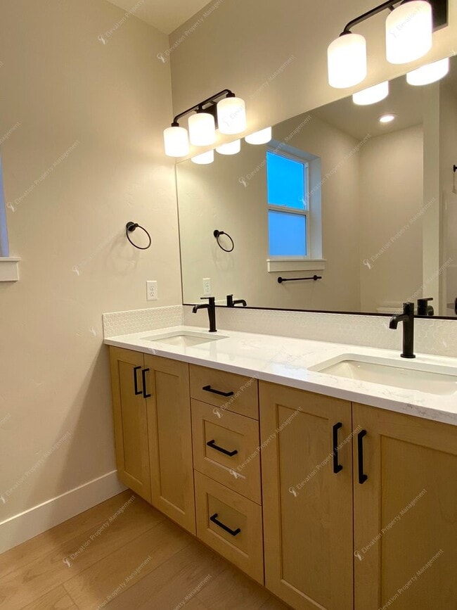 Building Photo - Brand NEW Pahlisch 3 BR - 2BA Home in Southeast Bend