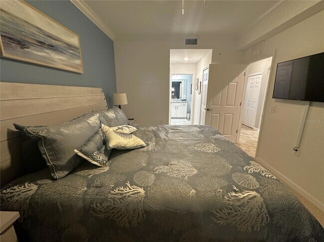 Building Photo - 14081 Heritage Landing Blvd