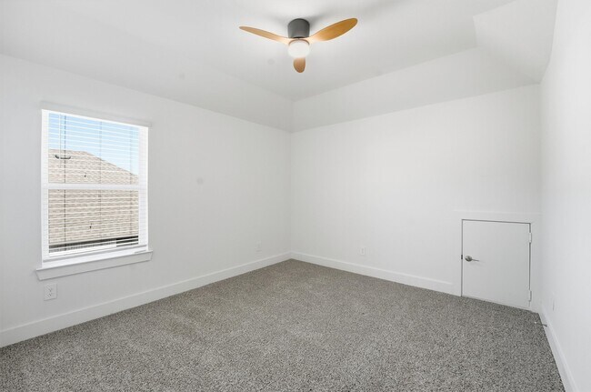 Building Photo - 13744 Rising Sun Ln