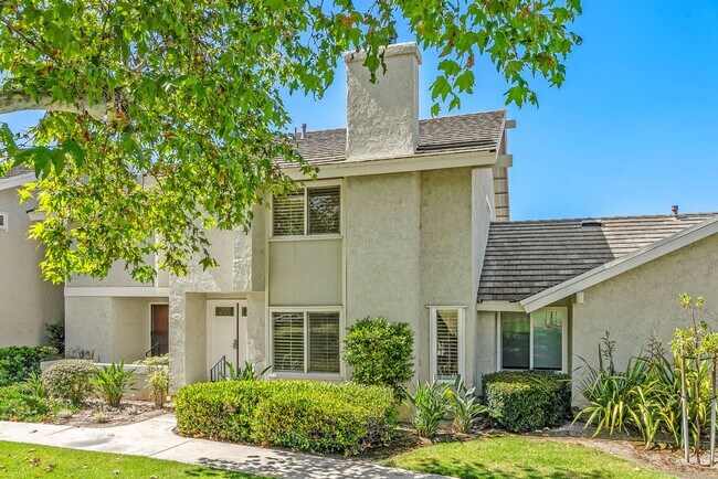 Building Photo - Beautiful Yorba Linda 3 Bedroom 2.5 Bathro...