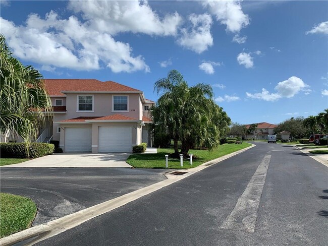 Building Photo - 200 Grand Royale Cir