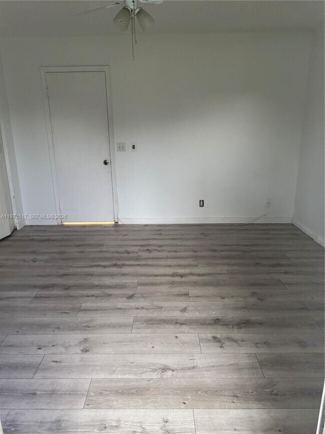 Building Photo - 200 SW 132nd Way