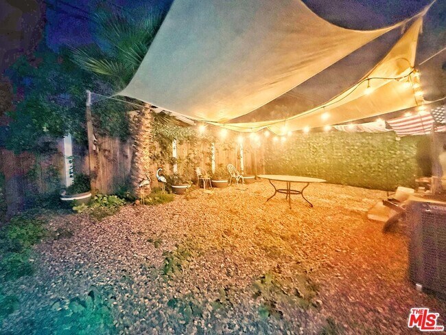 Building Photo - 4829 W 17th St