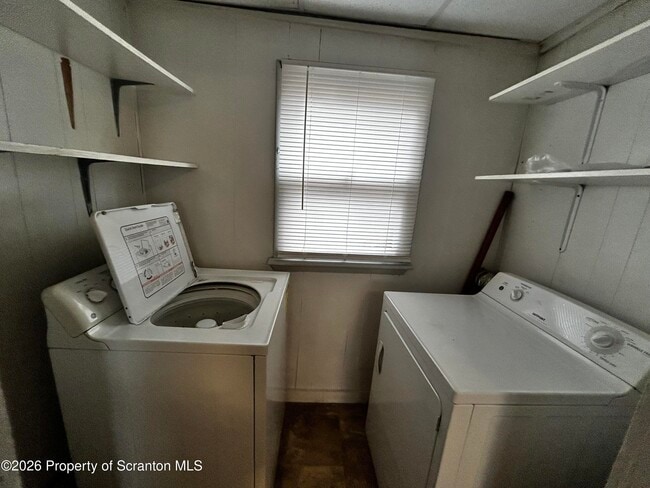 Building Photo - 26 S Church St