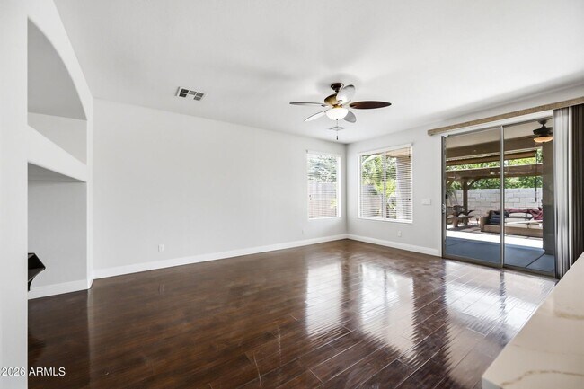 Building Photo - 34634 N Appaloosa Way
