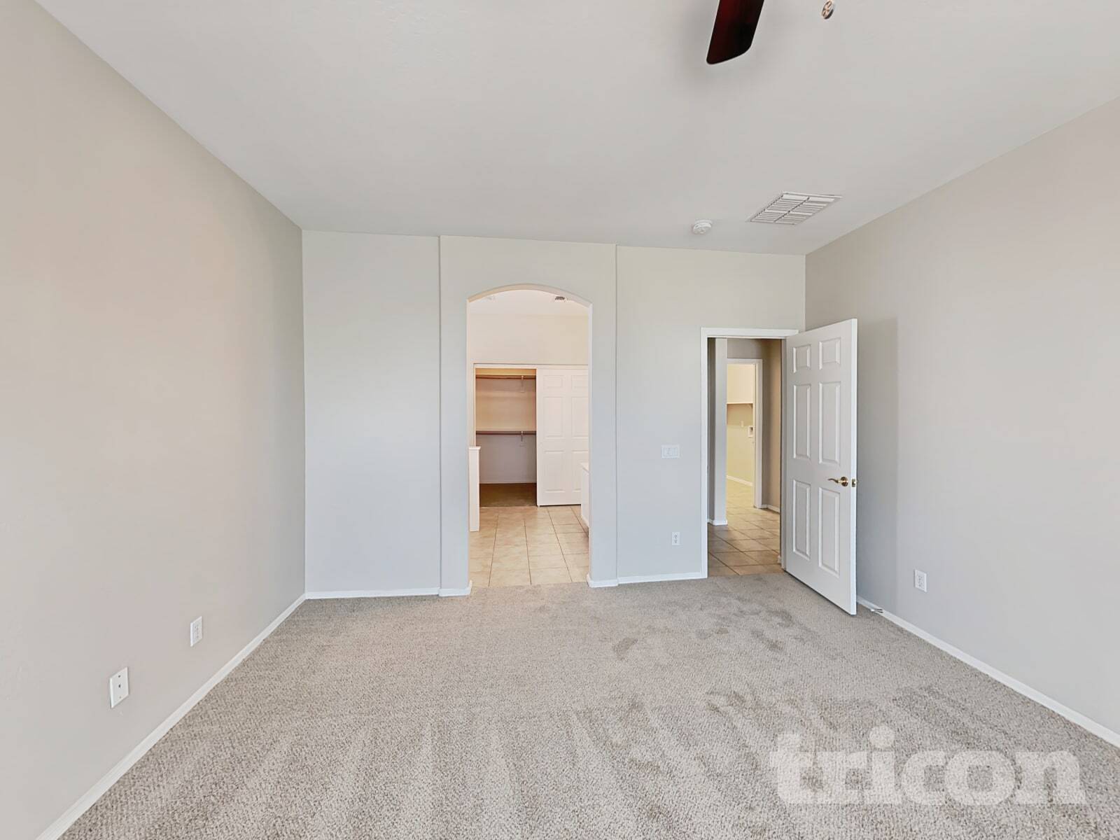Building Photo - 13218 W Jacobson Dr