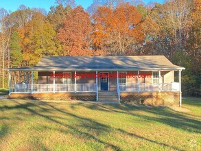 Building Photo - 427 Muscadine Trail