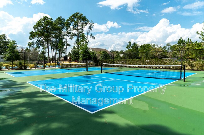 Building Photo - 253 Clarys Run