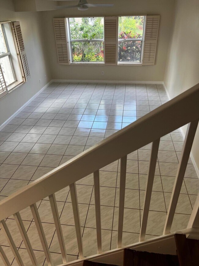 Building Photo - 4701 Roxbury Ct