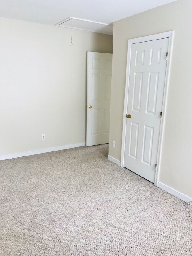 Building Photo - 4610 River Mill Ct