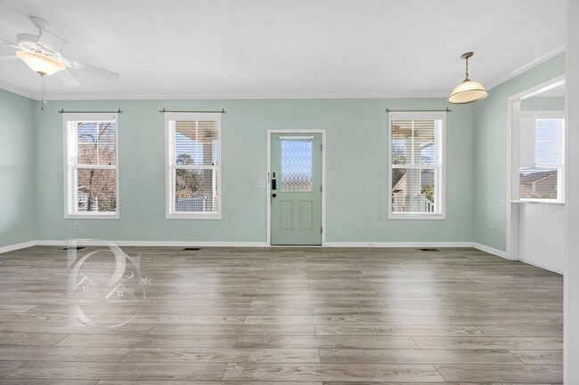 Building Photo - DOWNTOWN COLUMBIA BUNGALOW