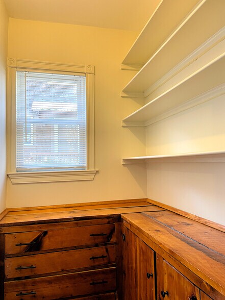 Pantry - 228 Doyle Ave