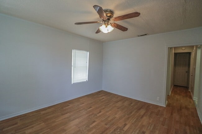 Building Photo - Charming 2-Bedroom in NW Lubbock