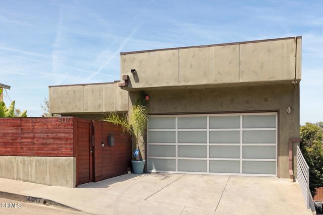 Building Photo - 4117 W Ave 42