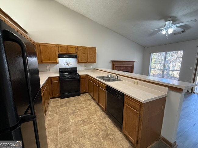 Building Photo - 235 Whirlwind Ct