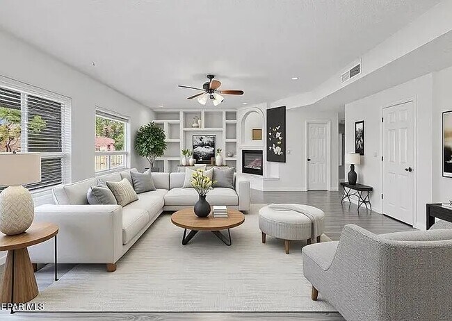 Building Photo - 659 Jeanny Marie Ct