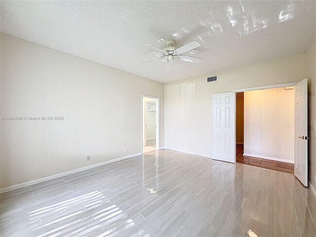 Building Photo - 10524 NW 10th St