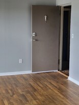 Building Photo - 5536 Karen Elaine Dr