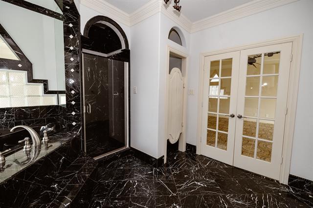 Building Photo - 624 Horseshoe Bend