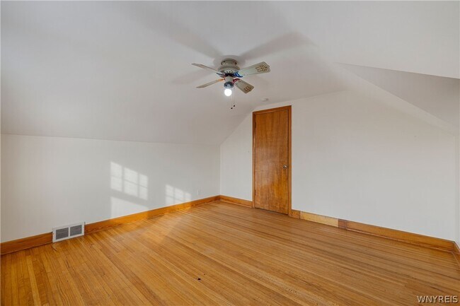 Building Photo - 94 Tudor Rd