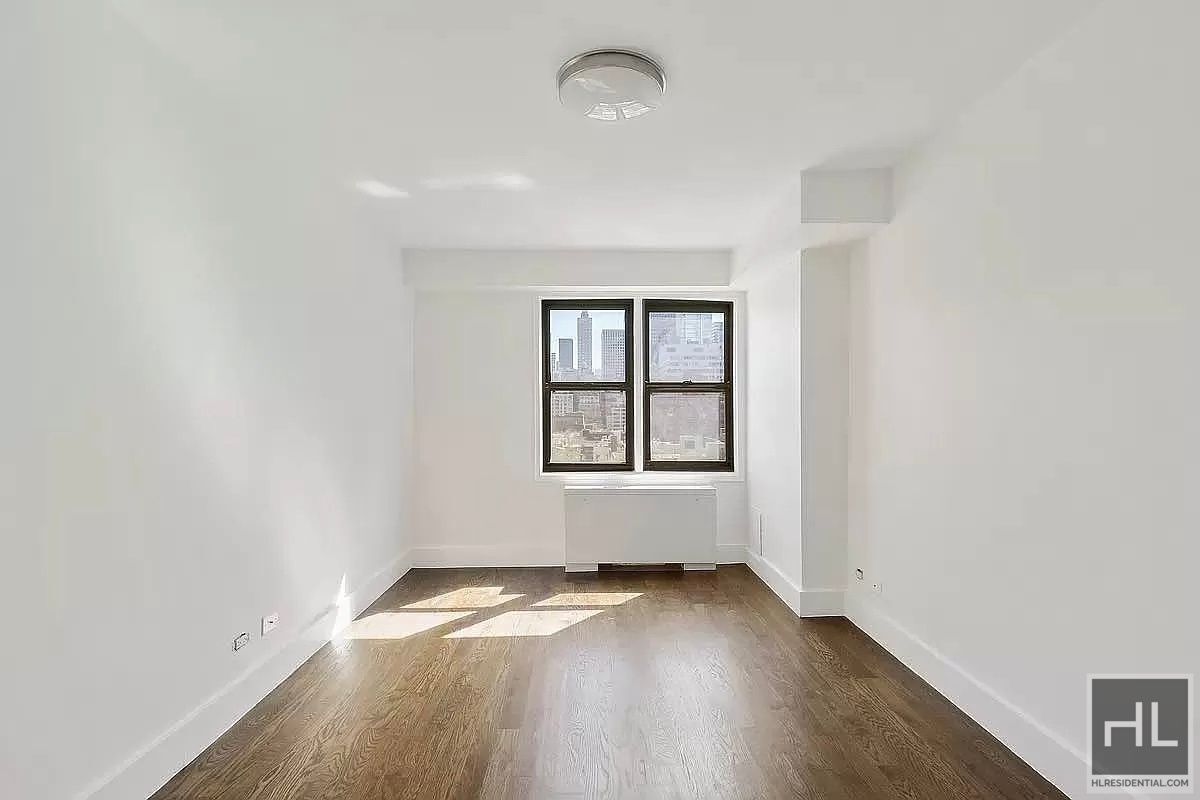 Building Photo - EAST 63 STREET