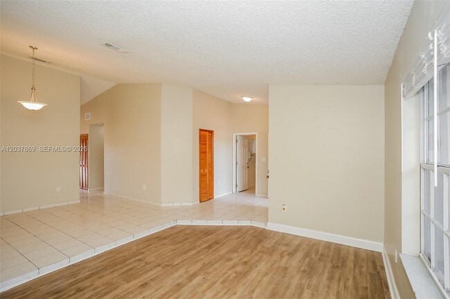Building Photo - 14979 SW 63rd St