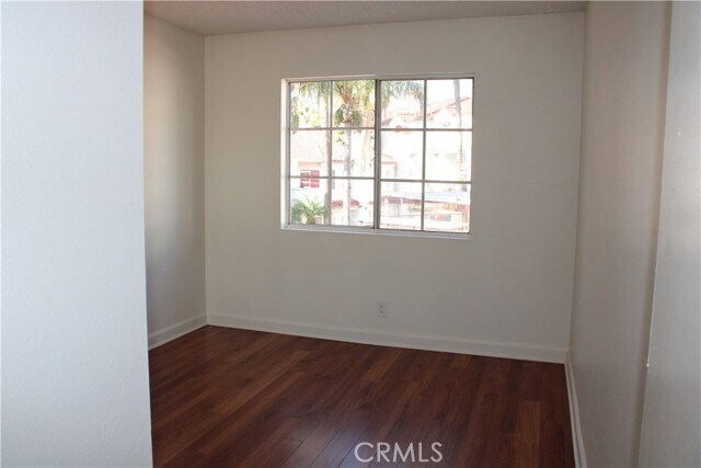 Building Photo - 260 E Beverly Blvd