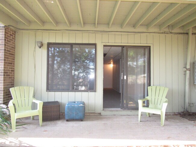 Building Photo - 18 Magnolia Hill Ct