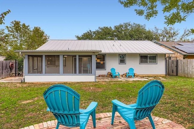 Building Photo - 1215 Speer Ln