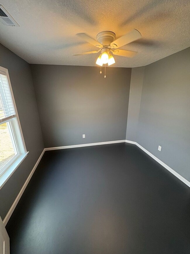 Building Photo - Great home!