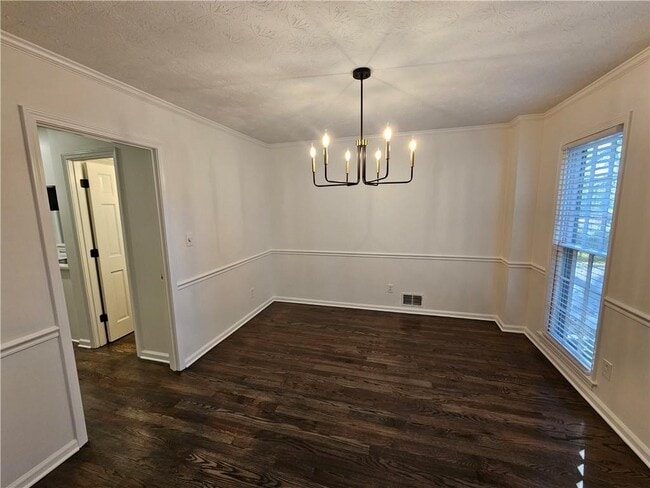 Building Photo - 4536 Mountain Creek Dr